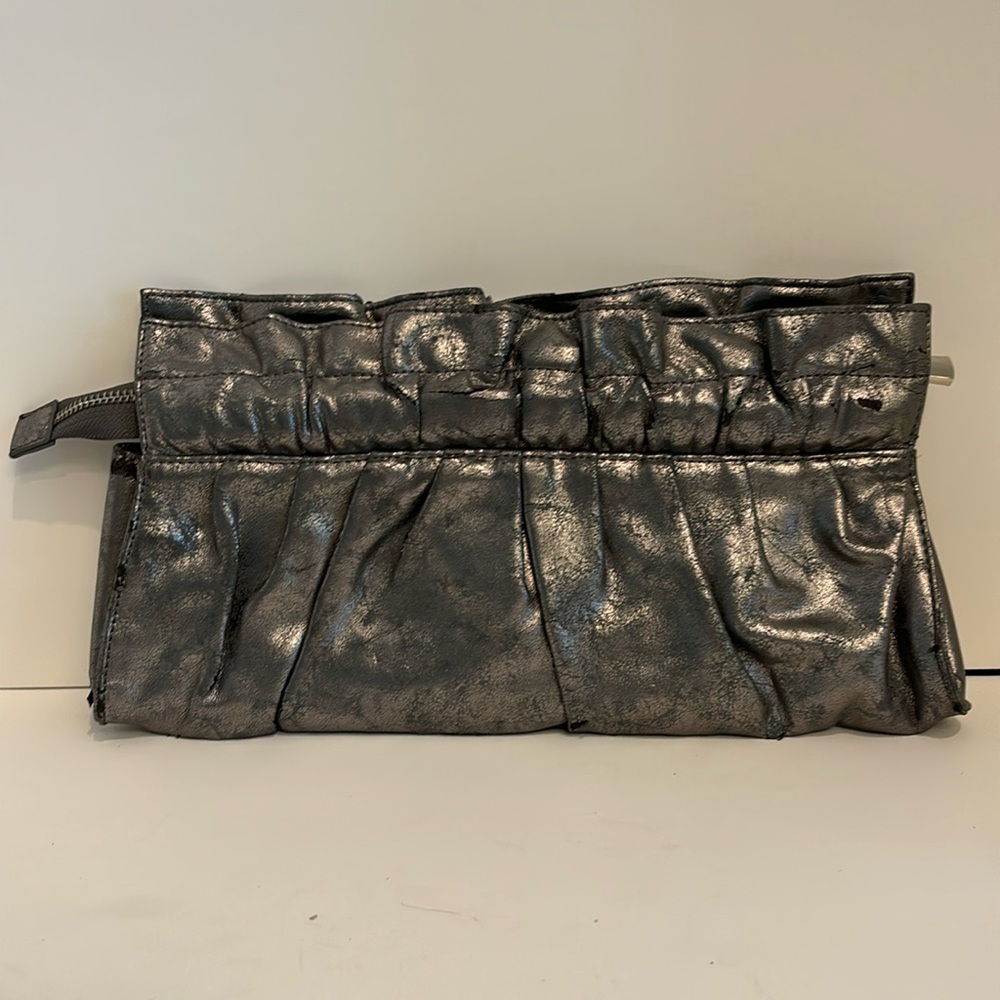 Express Clutch